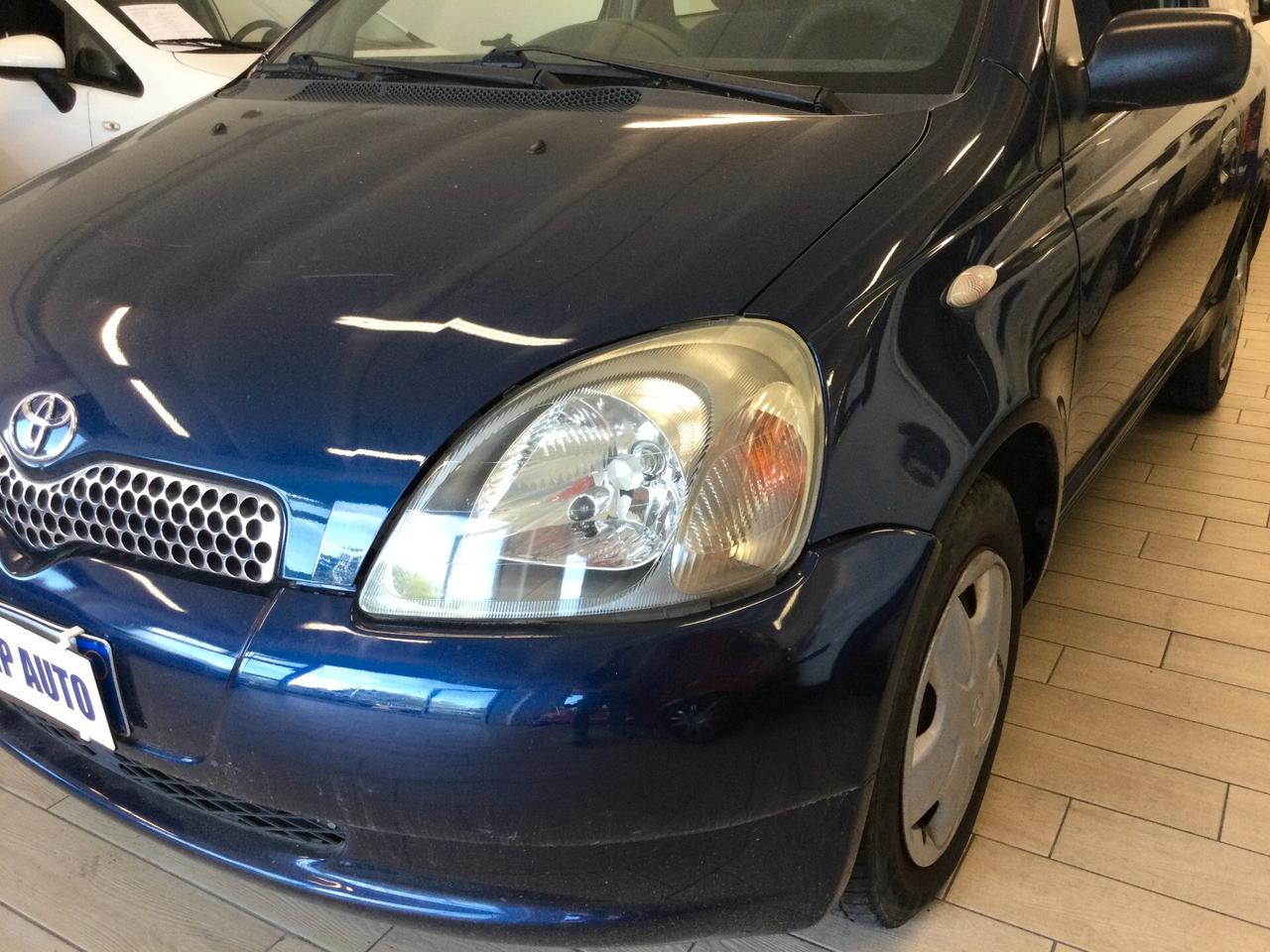 Toyota Yaris 1.0i 16V cat 3 porte Sol