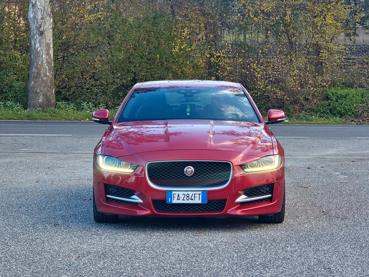 Jaguar XE 2.0 D Turbo aut. Portfolio 2015-E6 AUT 180CV