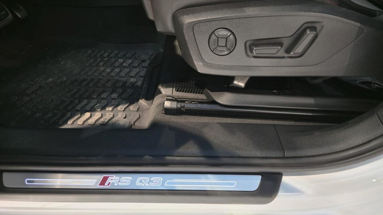 Audi Q3 RS SPB quattro S tronic