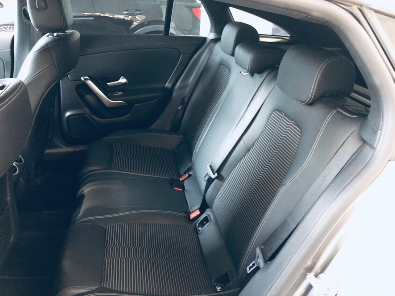 Mercedes-benz CLA 2.0 180 d Automatic Shooting BRA