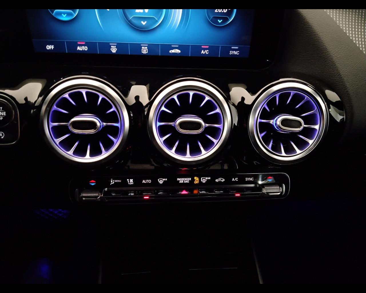 Mercedes-Benz GLA-H247 2020 - GLA 200 Sport Plus auto