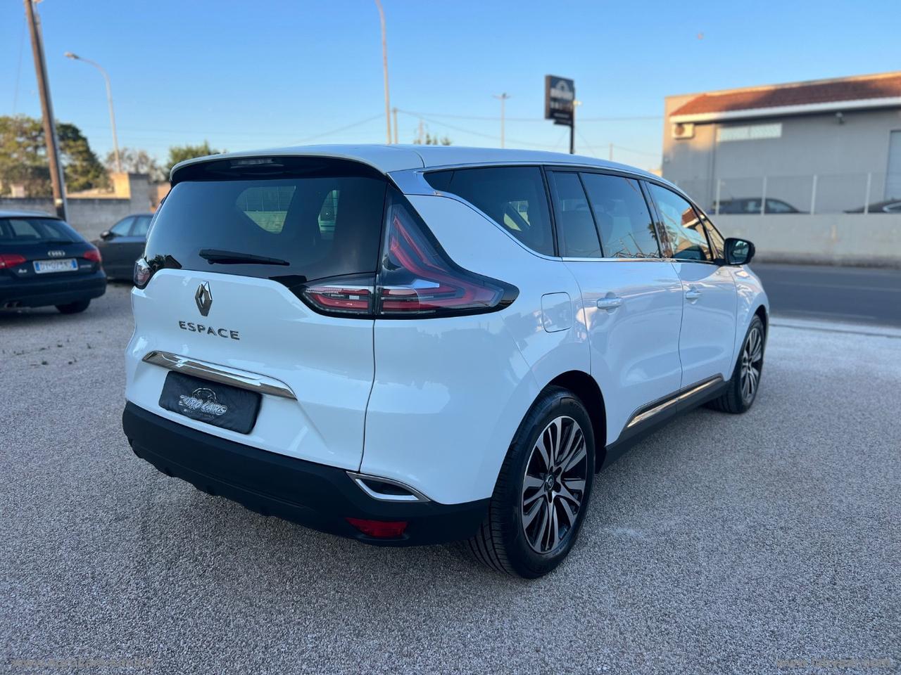 RENAULT Espace dCi 160 EDC Energy Init.Paris 4C. 7 POSTI