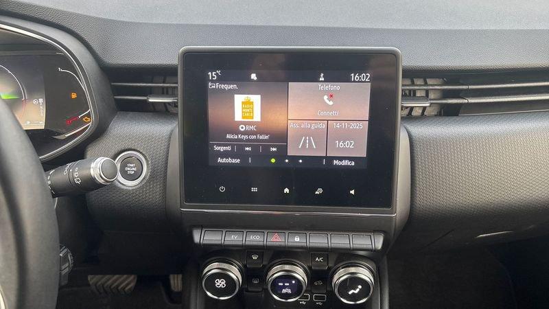 Renault Clio INTENS Hybrid E-TECH 140