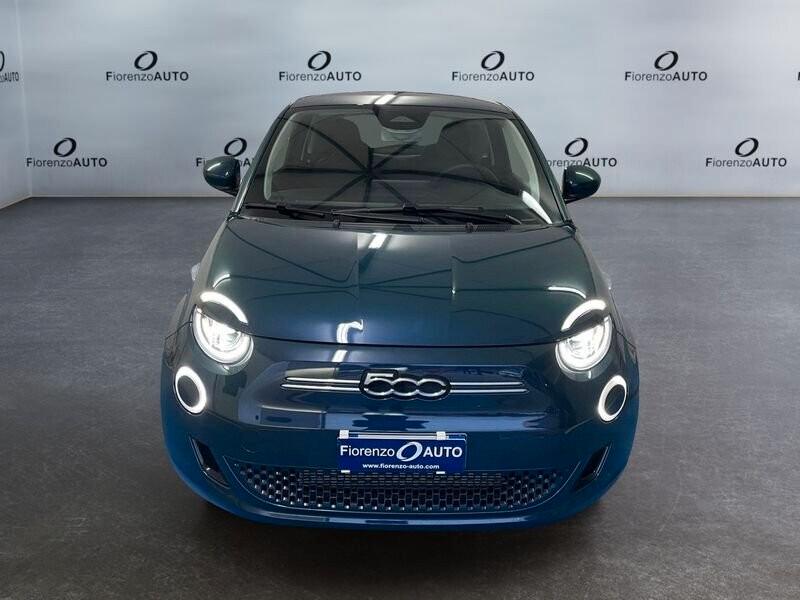 Fiat 500 500e Berlina 42 kWh La Prima