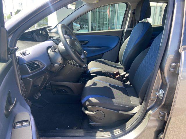 LANCIA Ypsilon 1.2 69 CV 5P. Silver