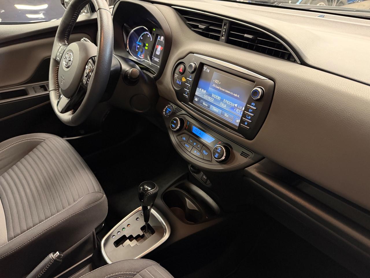 Toyota Yaris 1.5 Hybrid 5 porte Active