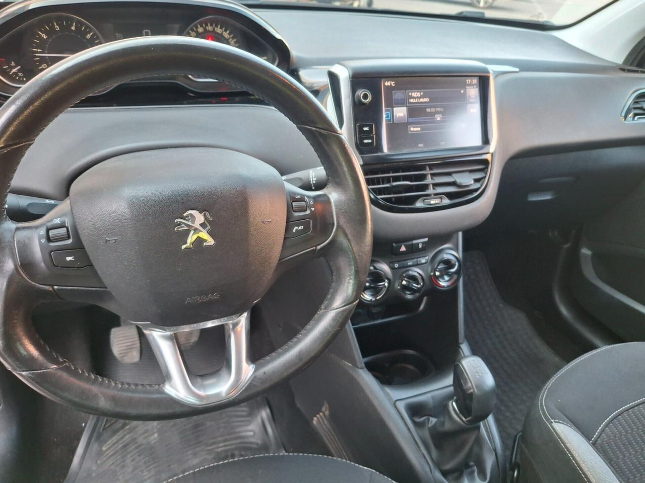 Peugeot 208 PureTech 82cv.-EURO 6-NEOPATENTATI-