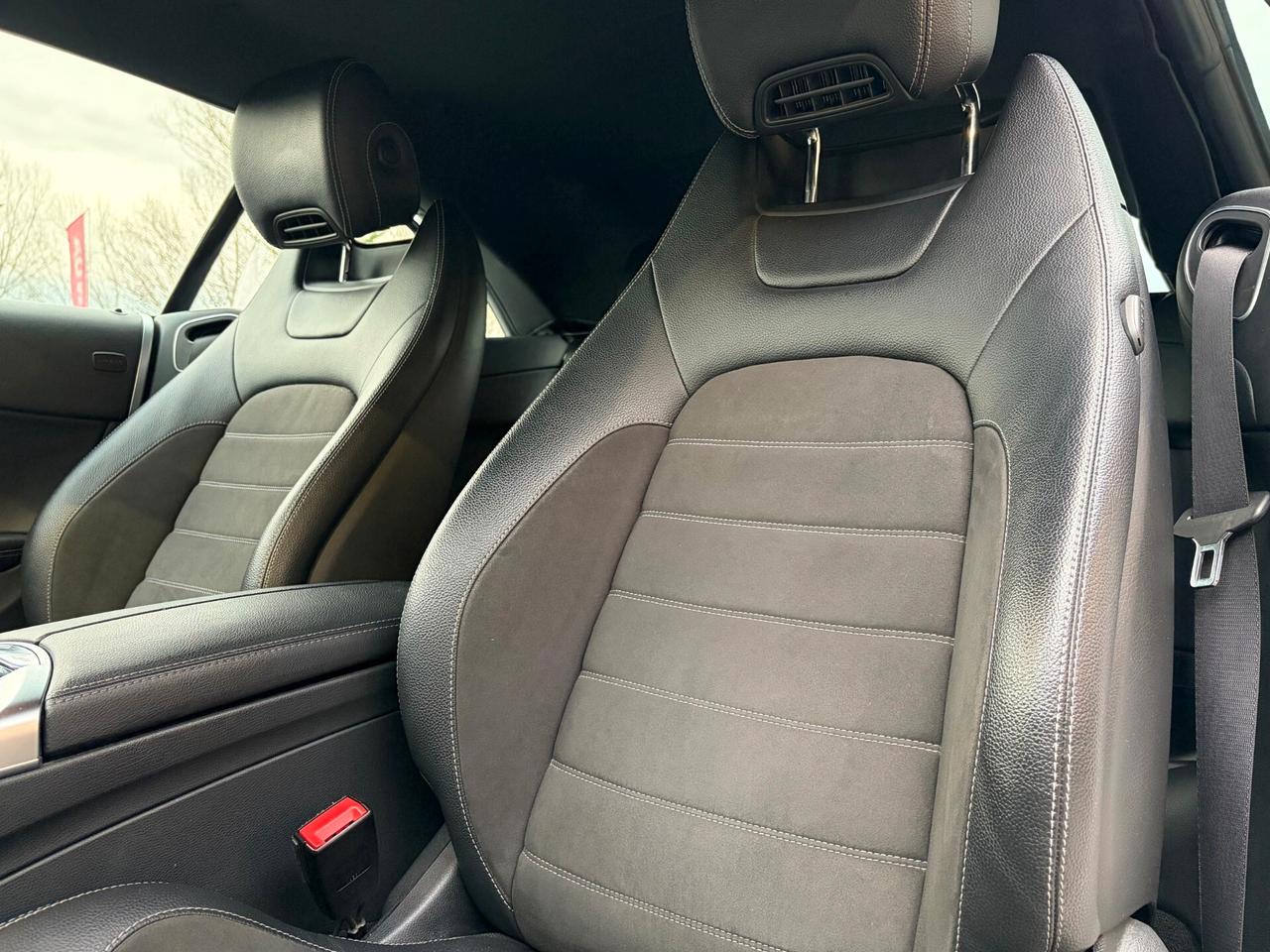 C 200 Auto EQ-Boost Cabrio Premium Plus