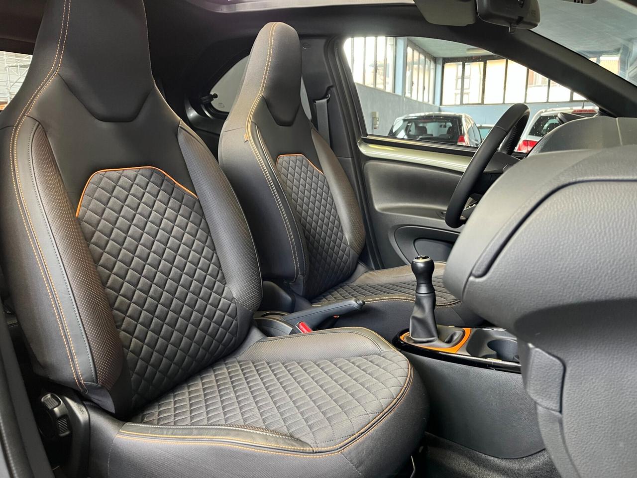 Toyota Aygo X 1.0cc LIMITED AIR -BOOKSERVICE TOYOTA- FULL OPT.