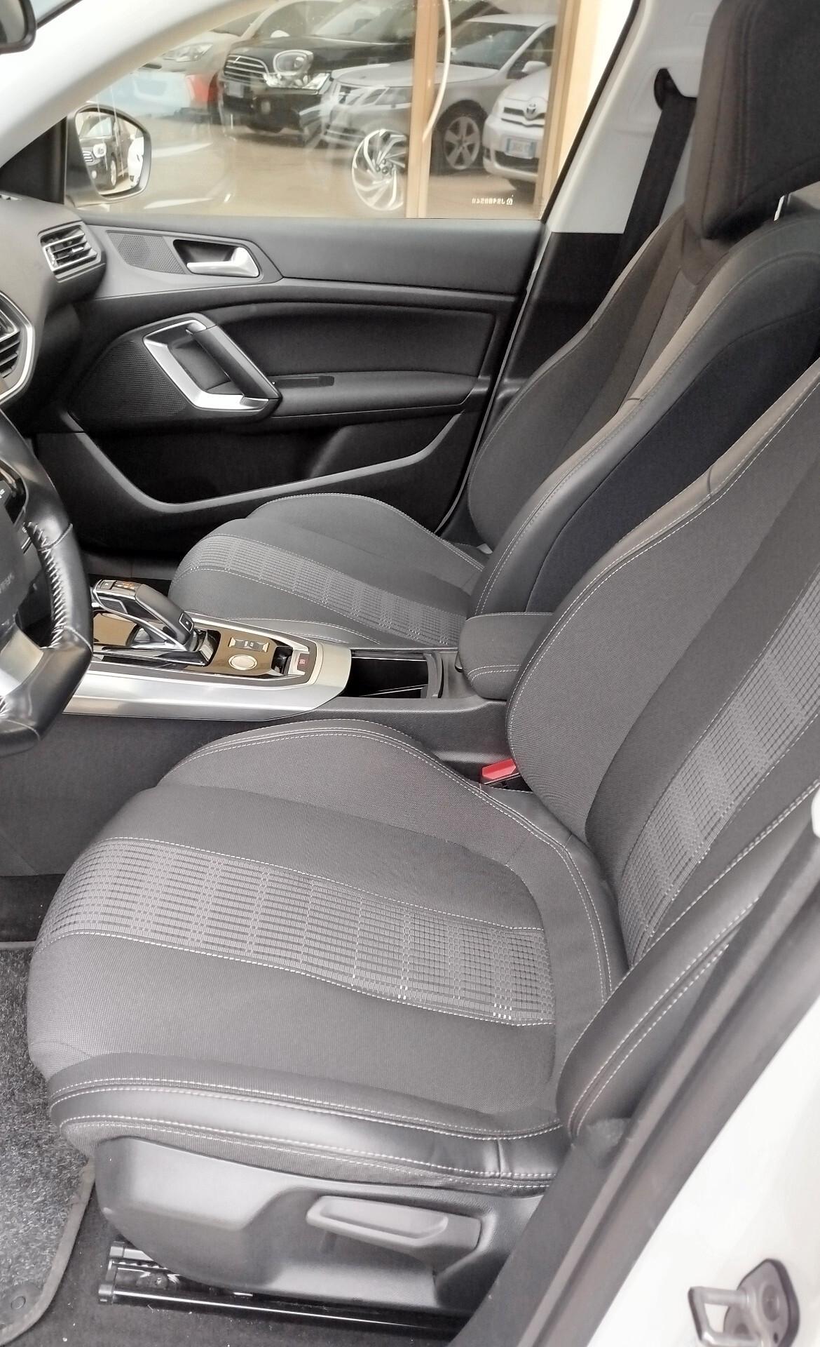 Peugeot 308 BlueHDi 130 S&S EAT8 SW Style