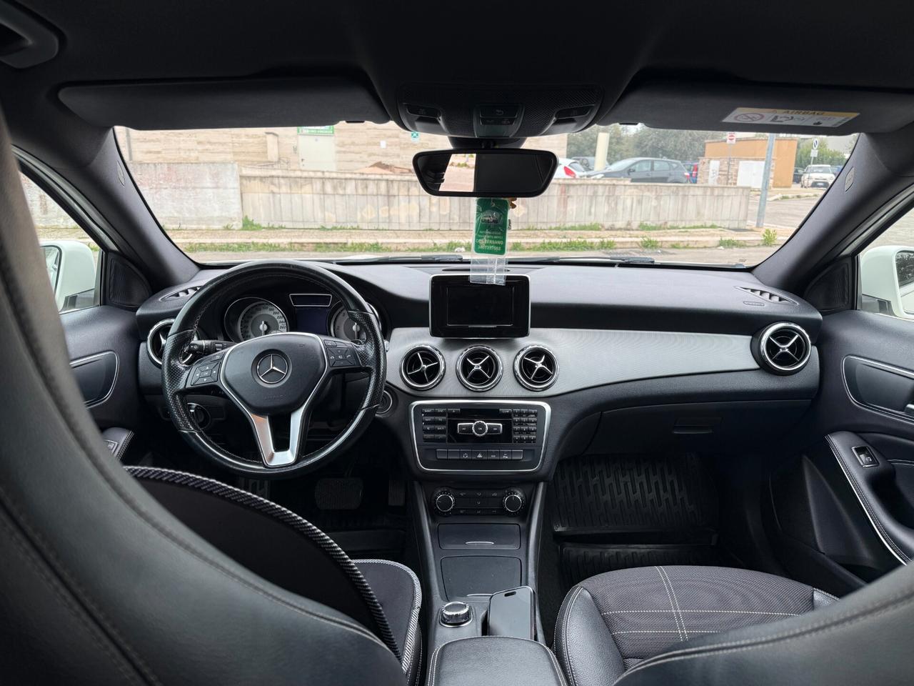 Mercedes-benz GLA 200 CDI Automatic Sport