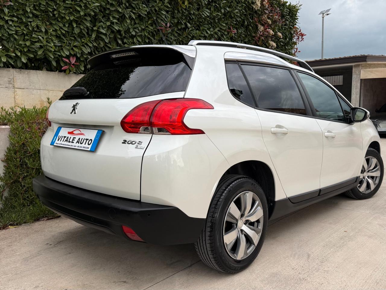 Peugeot 2008 Blue Hdi1.6 CV 92 Allure