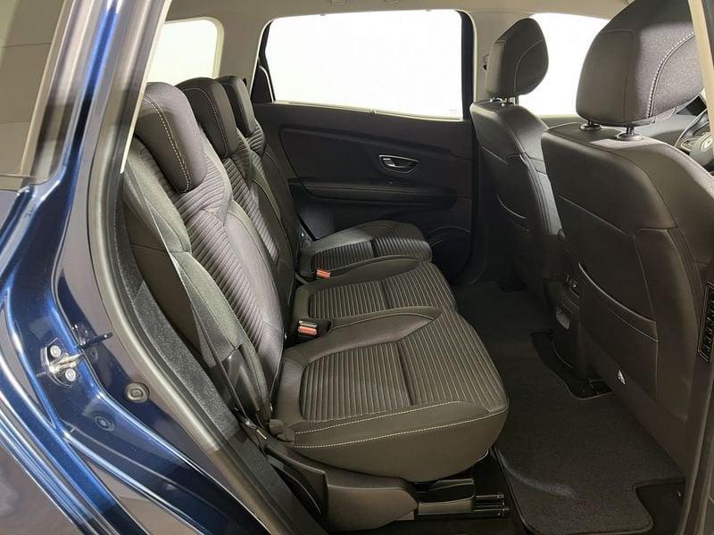 Renault Grand Scénic Blue dCi 120 CV EDC Sport Edition2