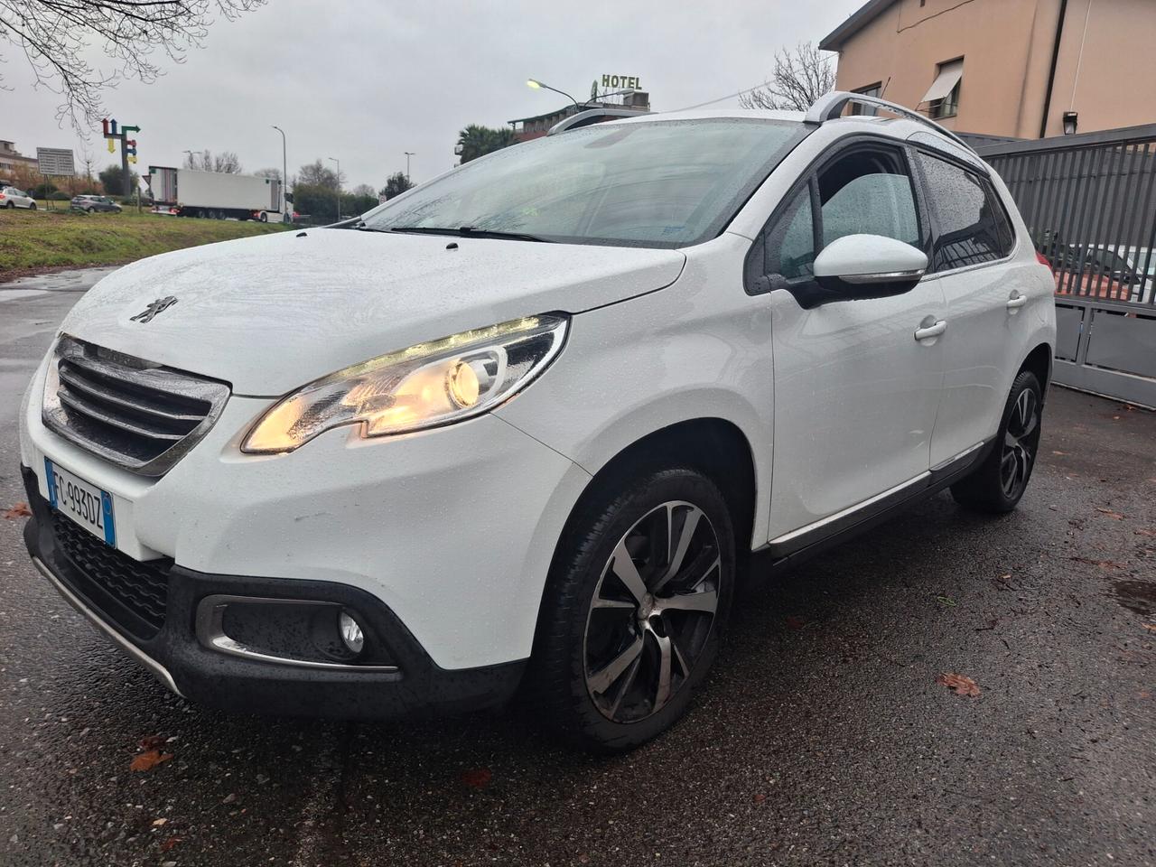 Peugeot 2008 PureTech Turbo 110 S&S Black Matt-AUTOMATICA-