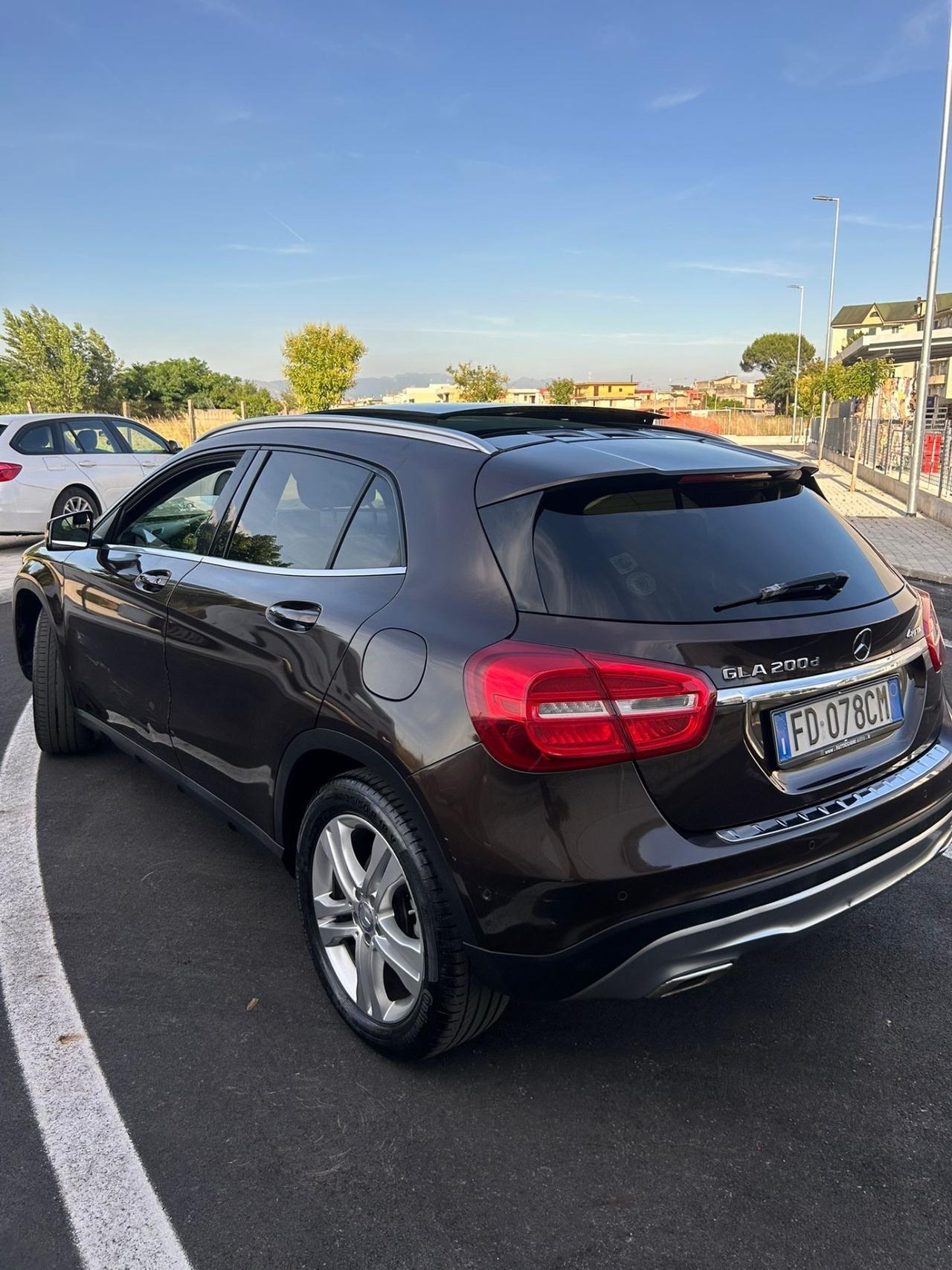 GLA 200 d Automatic 4Matic Sport TETTO NUOVA