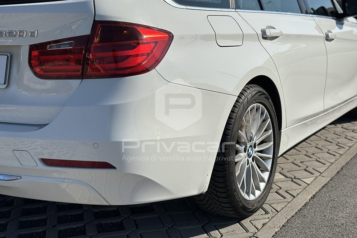 BMW 320d xDrive Touring Luxury