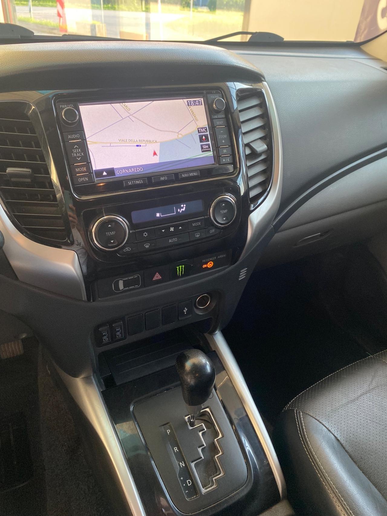 Mitsubishi L200 Doppia cabina 2.4 DI-D 4WD Intense