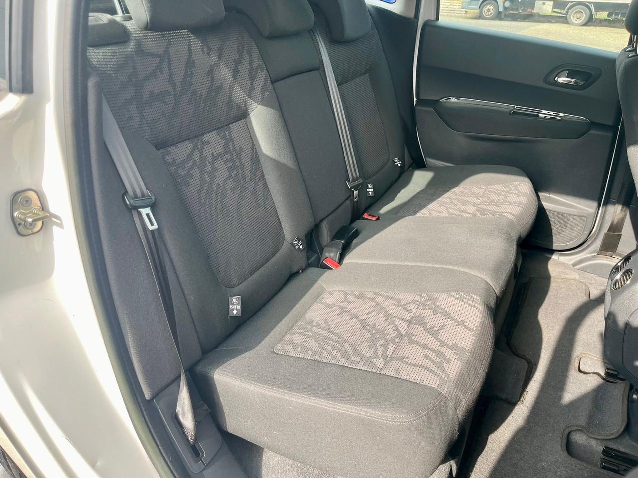 Peugeot 3008 1.6hdi 2012 118.000km cambio robotizzato perfetta