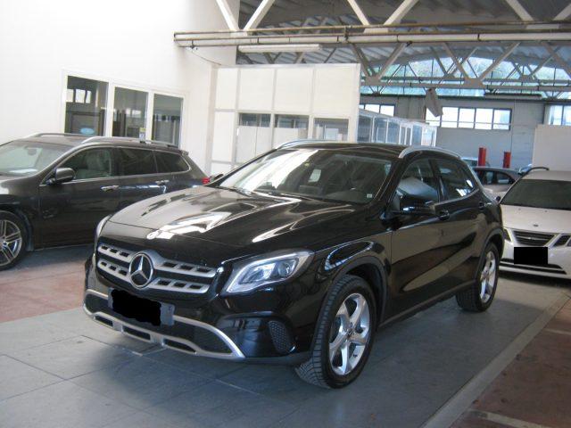 MERCEDES-BENZ GLA 200 d Automatic Sport