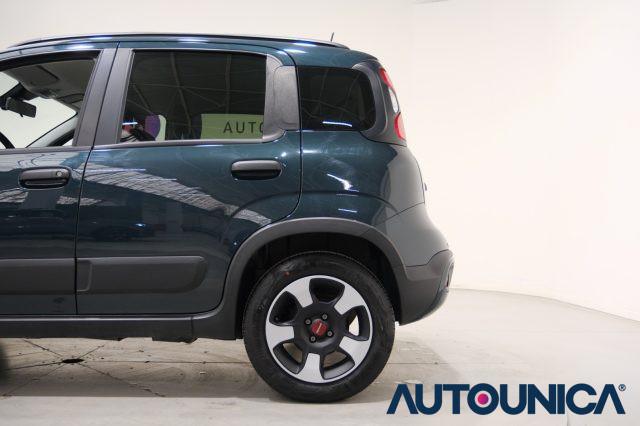 FIAT Panda 1.0 FIREFLY S&S HYBRID GARMIN NEOPATENTATI