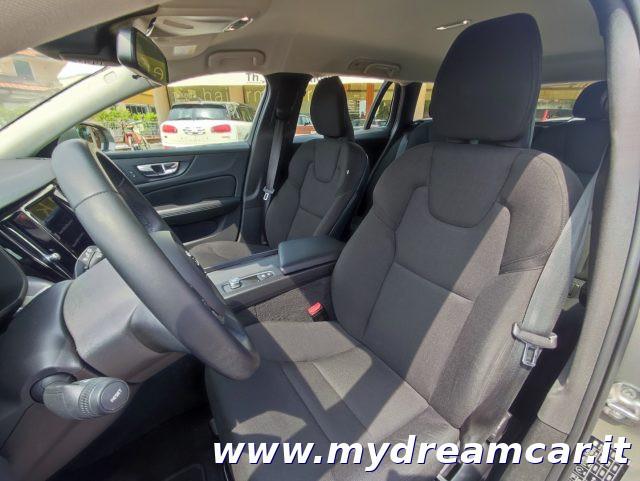 VOLVO V60 B4 (d) Geartronic Momentum Business