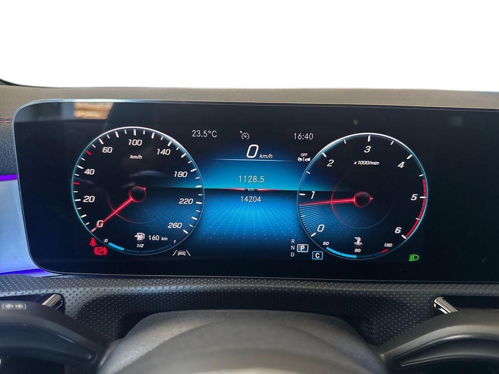 Mercedes CLA Shooting Brake 200 D Sport 8G-DCT
