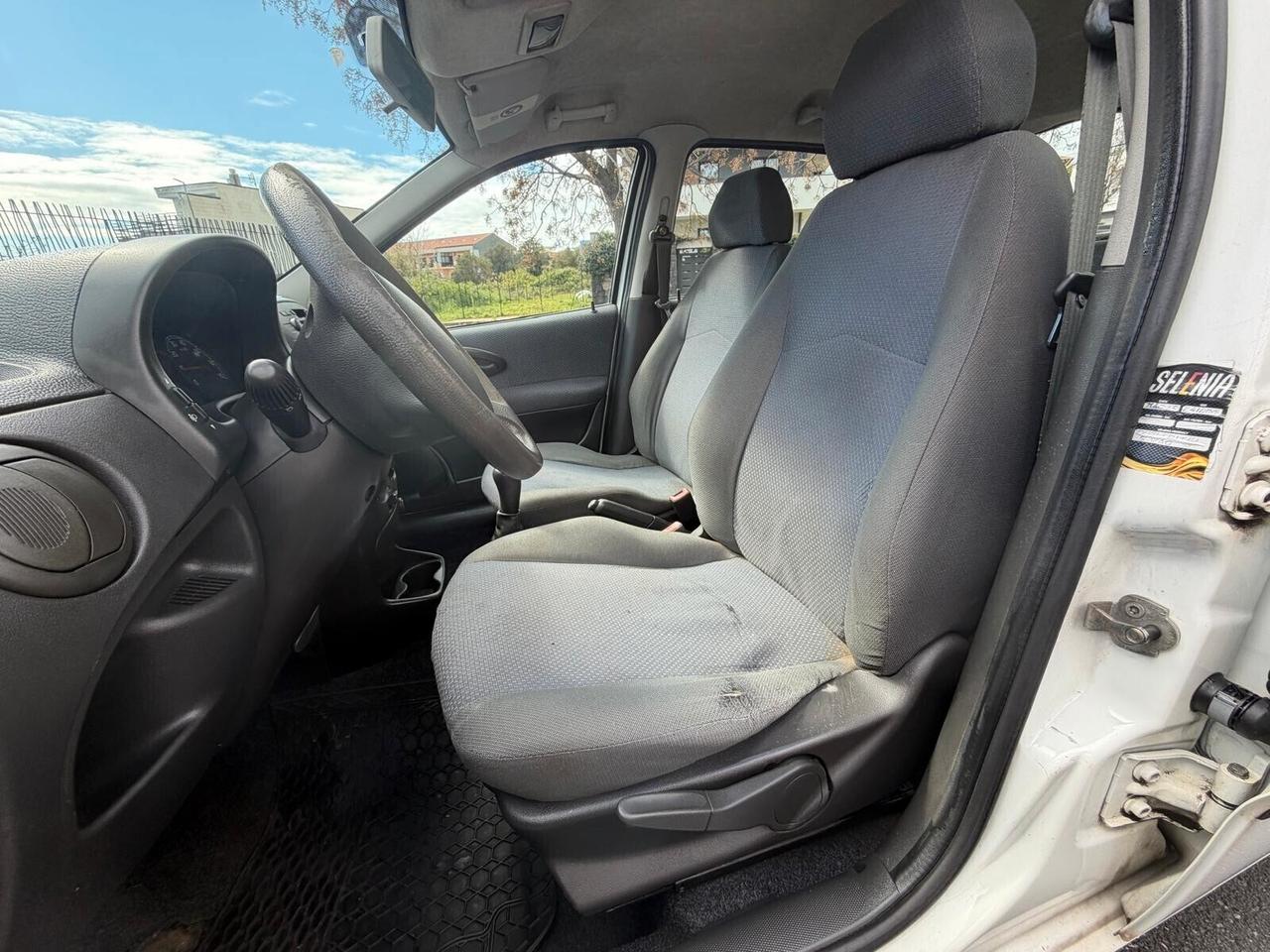 Fiat Punto 1.9 JTD 5 porte N1