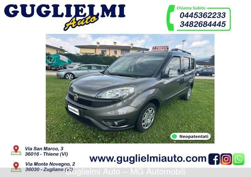 FIAT Doblò 1.4 T-Jet 16V Natural Power Lounge 7 Posti