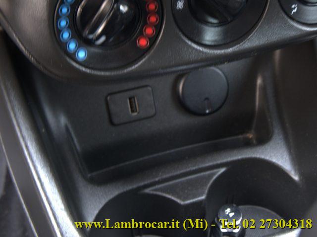 OPEL Corsa 1.2 5 porte b-Color 70cv