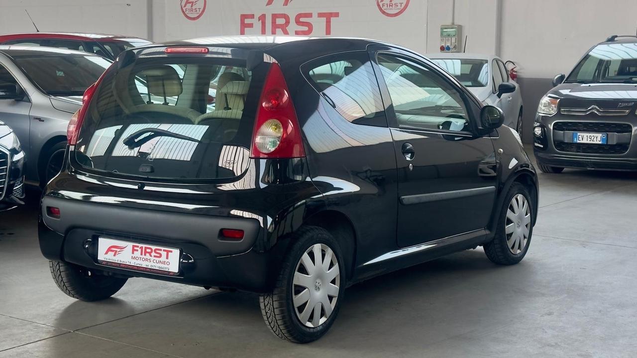 Peugeot 107 1.0 68CV 3p. Sweet Years