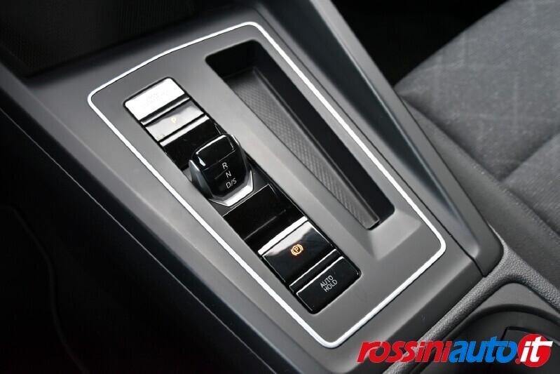 VOLKSWAGEN GOLF VARIANT 1.5 ETSI ACT 131 CV DSG LIFE