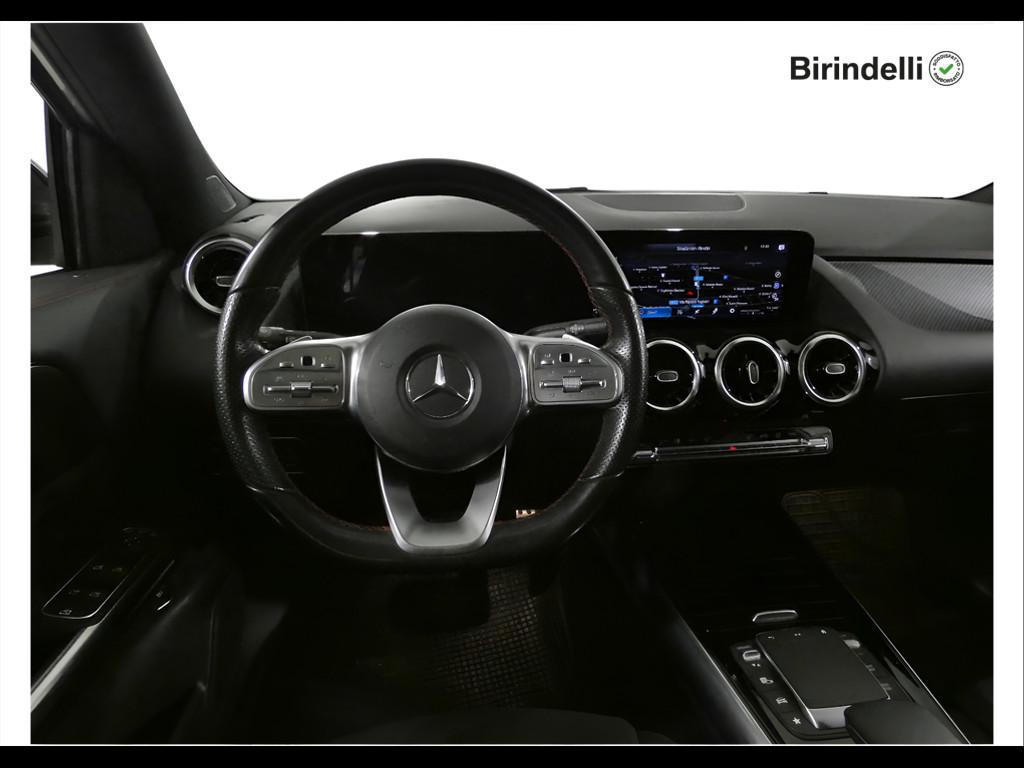 Mercedes-Benz GLA (H247) - GLA 200 d Automatic Premium