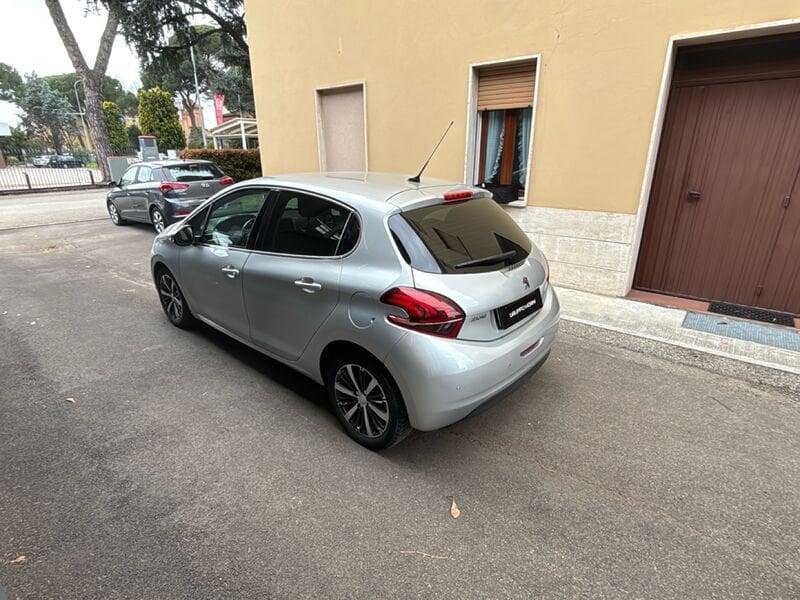 Peugeot 208 208 5p 1.2 puretech Allure gpl 82cv