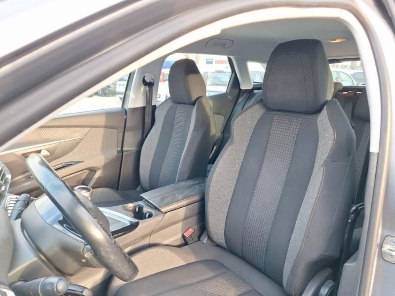 Peugeot 3008 BlueHDi 130 S&S Business