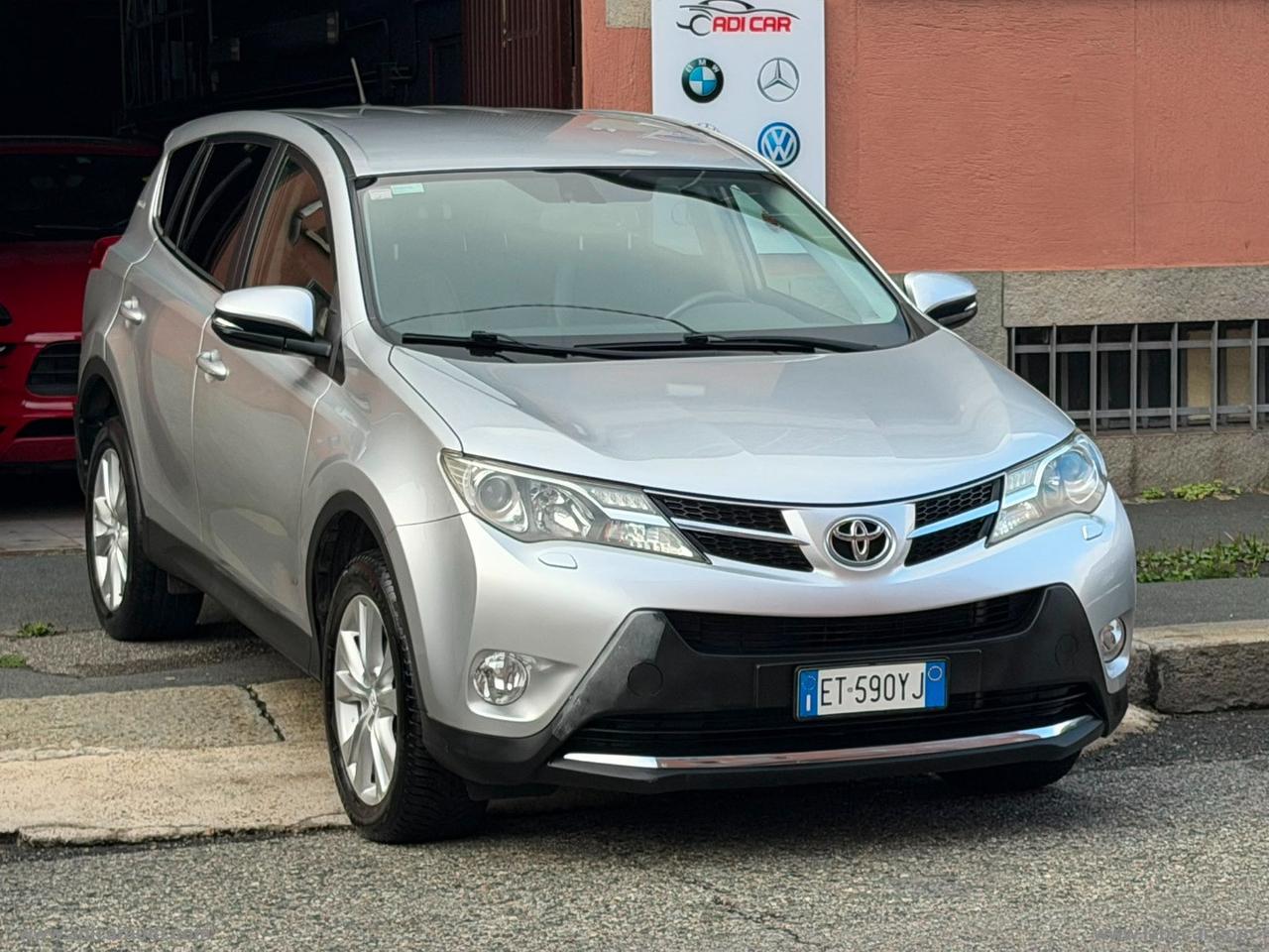 TOYOTA RAV4 2.0 D-4D 4WD