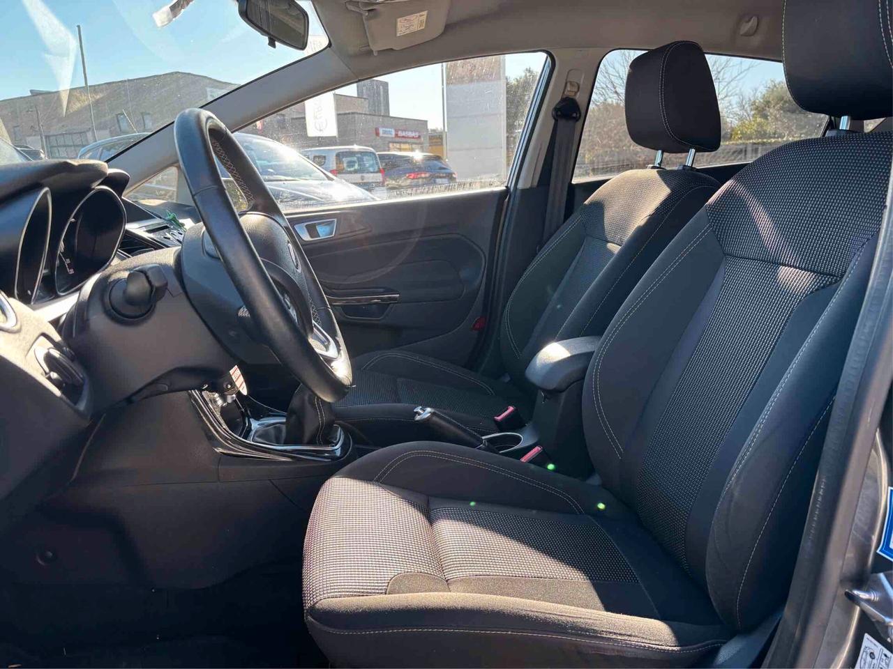 Ford Fiesta 1.5 TDCi 75CV 5 porte Titanium