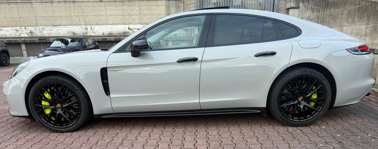 Porsche Panamera 4.0 Turbo S E-Hybrid FULL OPTIONAL