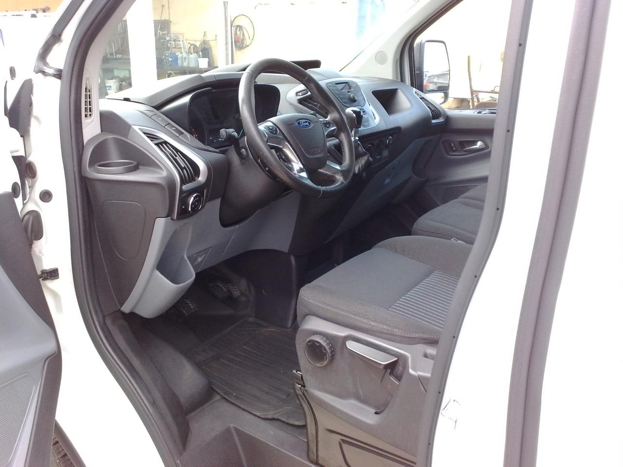 Ford Transit Custom 2.0tdci P.LUNGO - 2017