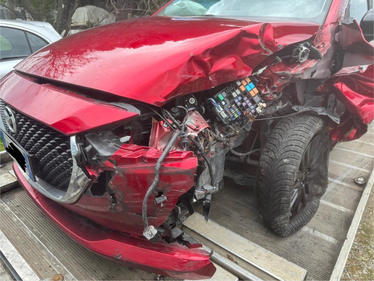 Mazda 2 Mazda2 1.5 Skyactiv-G Homura INCIDENTATA