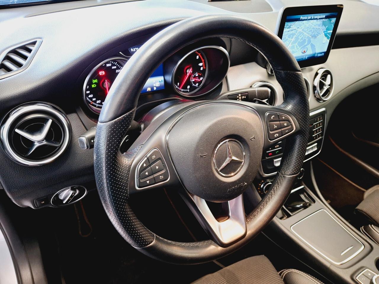 Mercedes-benz GLA 200 GLA 200 d Automatic Sport