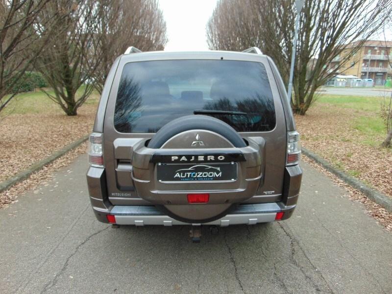 MITSUBISHI Pajero (2006-2009) Pajero 3.2 DI-D 1...