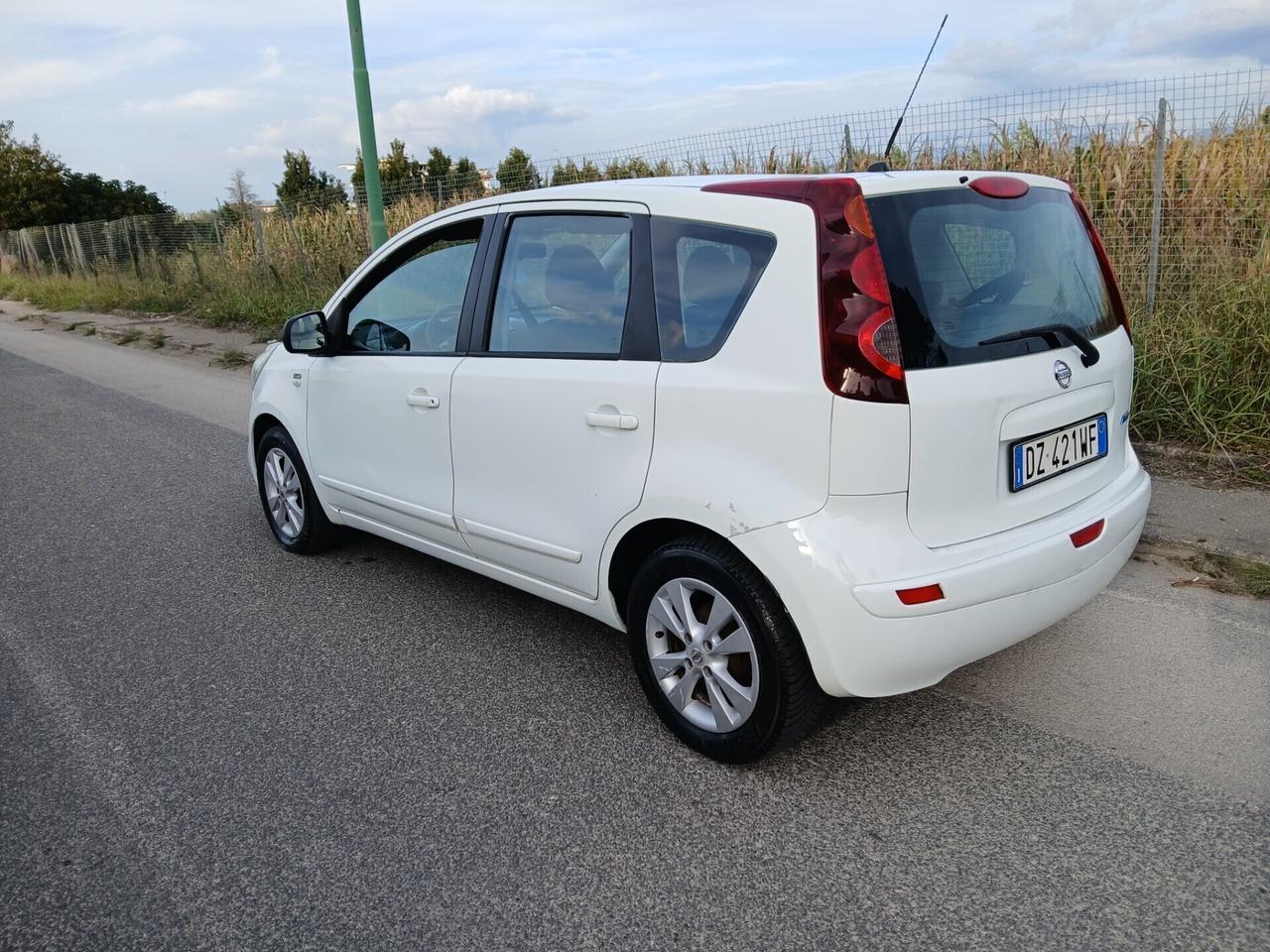 Nissan Note 1.4 16V GPL di serie Eco n-tec