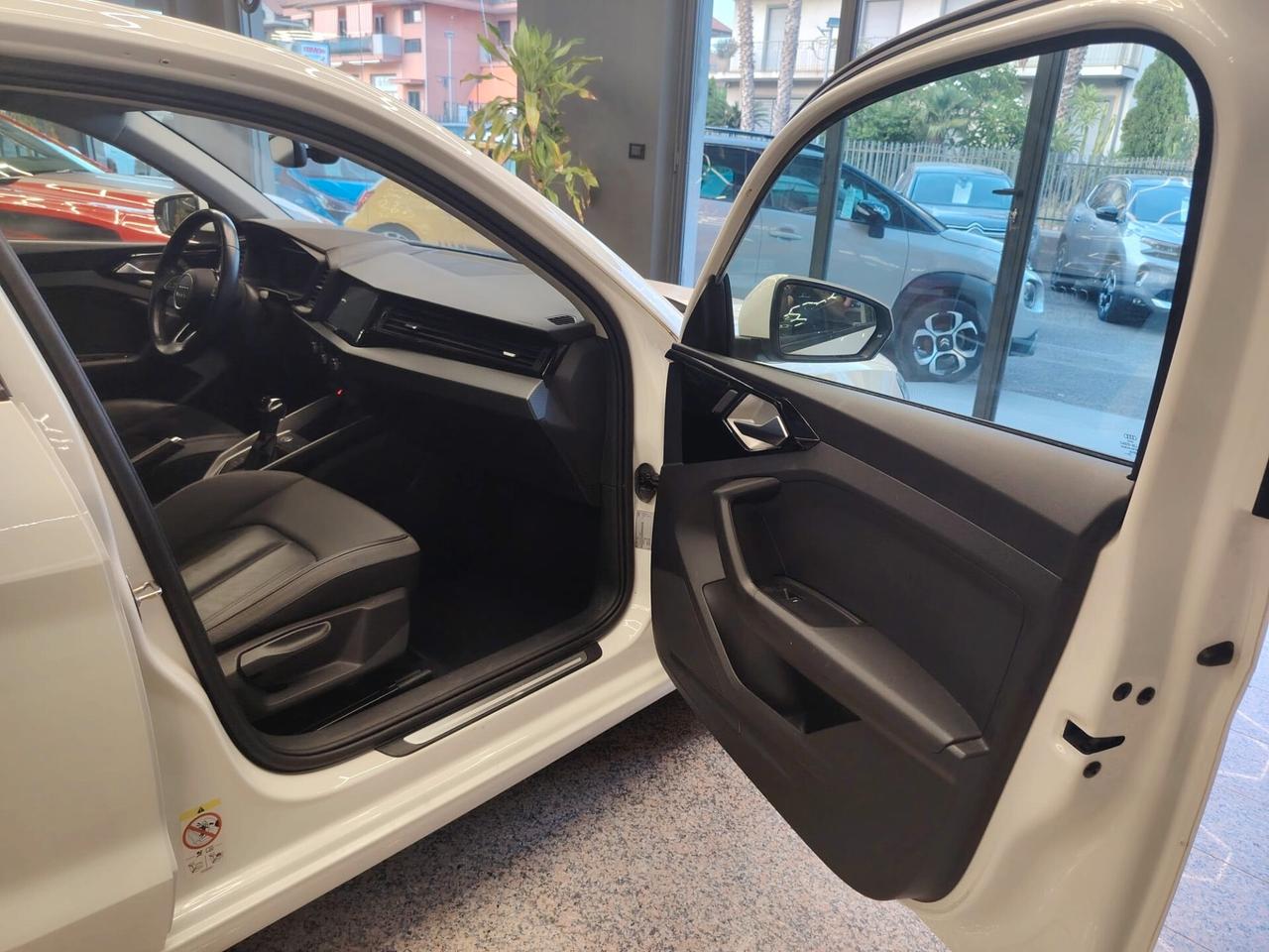 Audi A1 SPB 25 TFSI design luxury