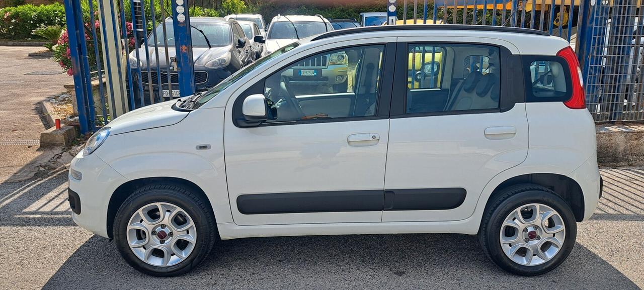 Fiat Panda 0.9 TwinAir Turbo Natural Power Lounge