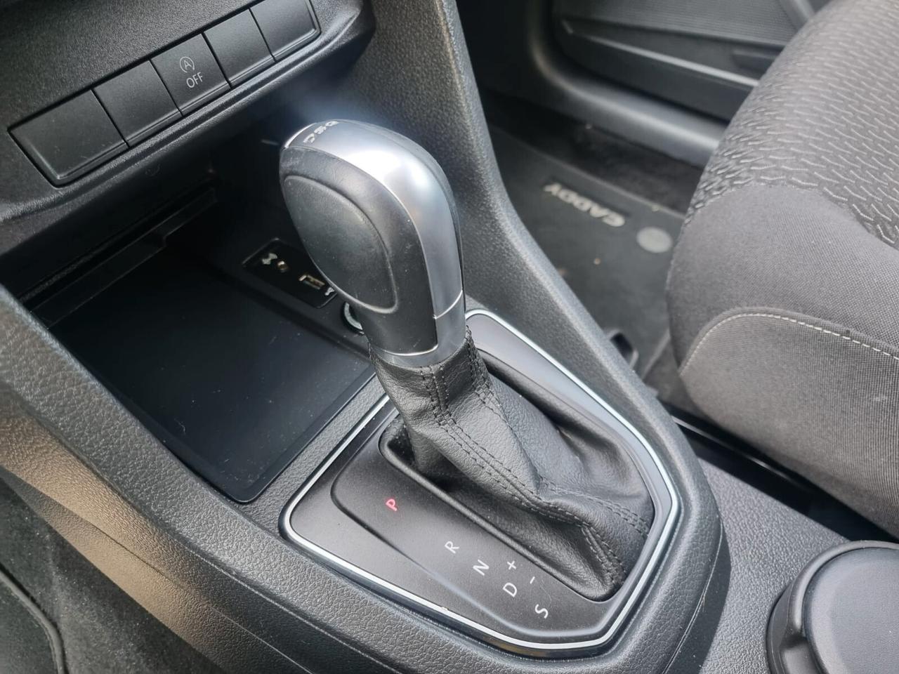 Volkswagen Caddy 2.0 TDI 102 CV DSG Trendline