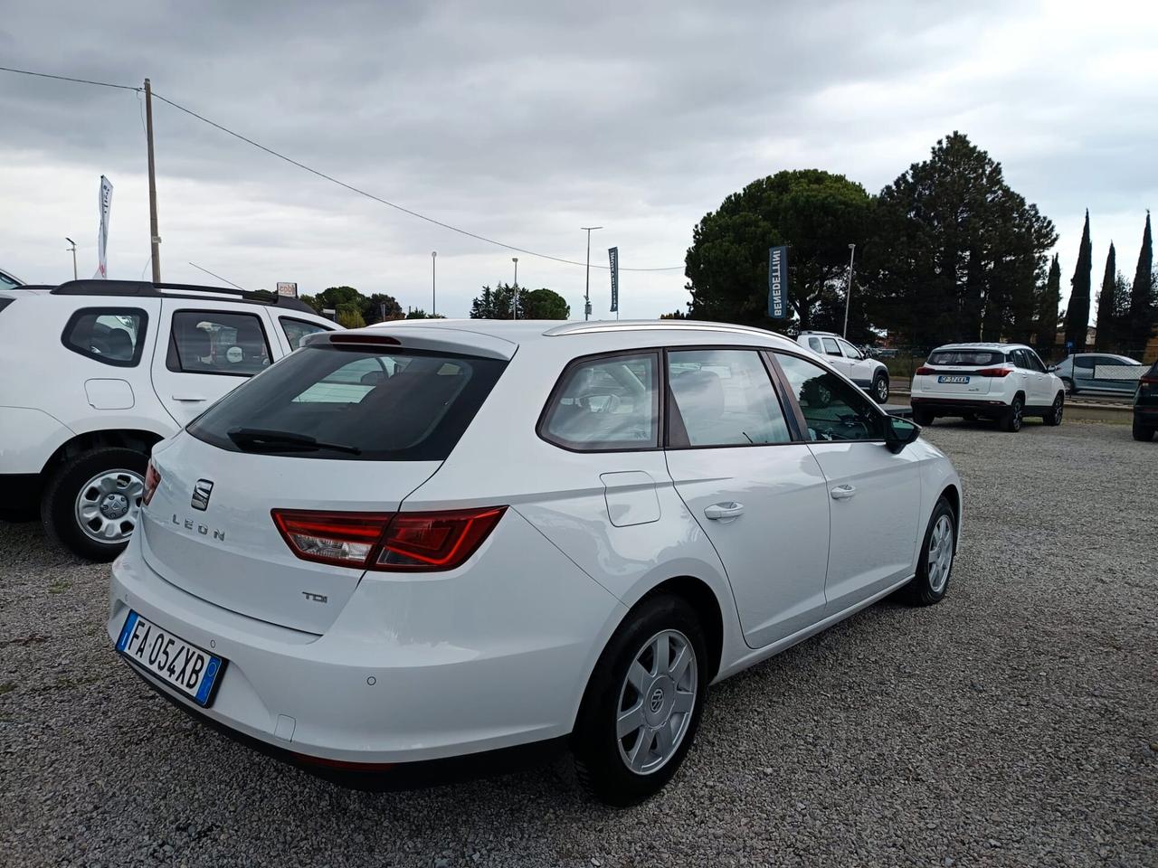 Seat Leon 1.6 TDI 105 CV Tua a 105€ / mese