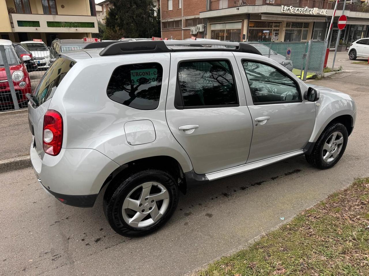 Dacia Duster 1.6 110CV 4x2 Lauréate GARANZIA 12 MESI