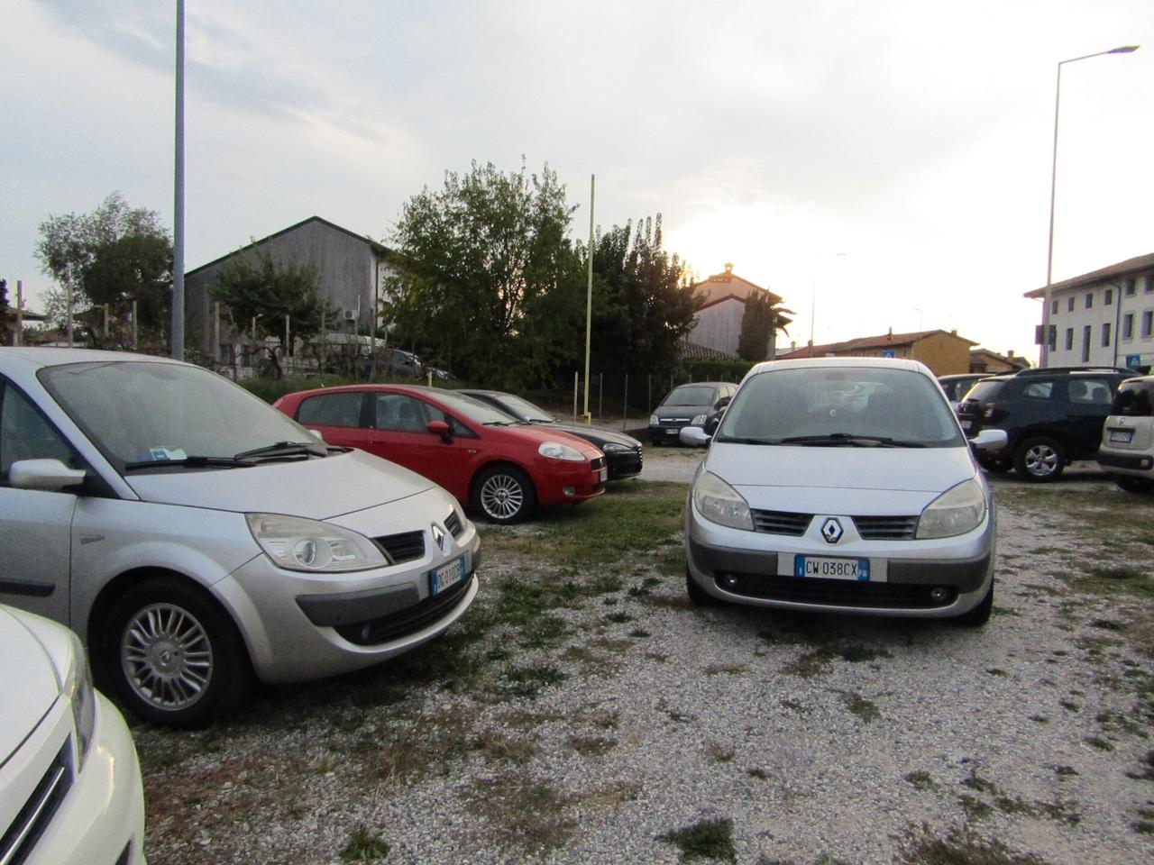 Renault Scenic Scénic 1.6 BZ appena preparata