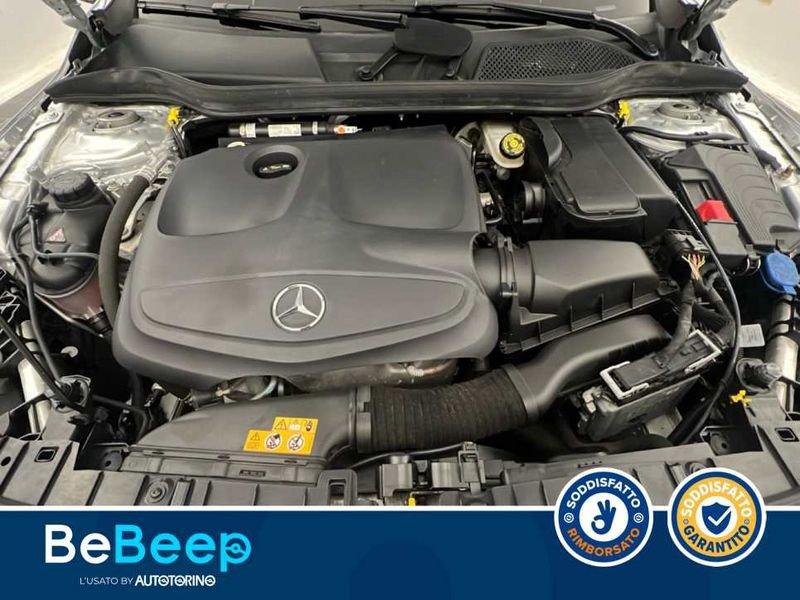 Mercedes-Benz GLA 200 SPORT AUTO