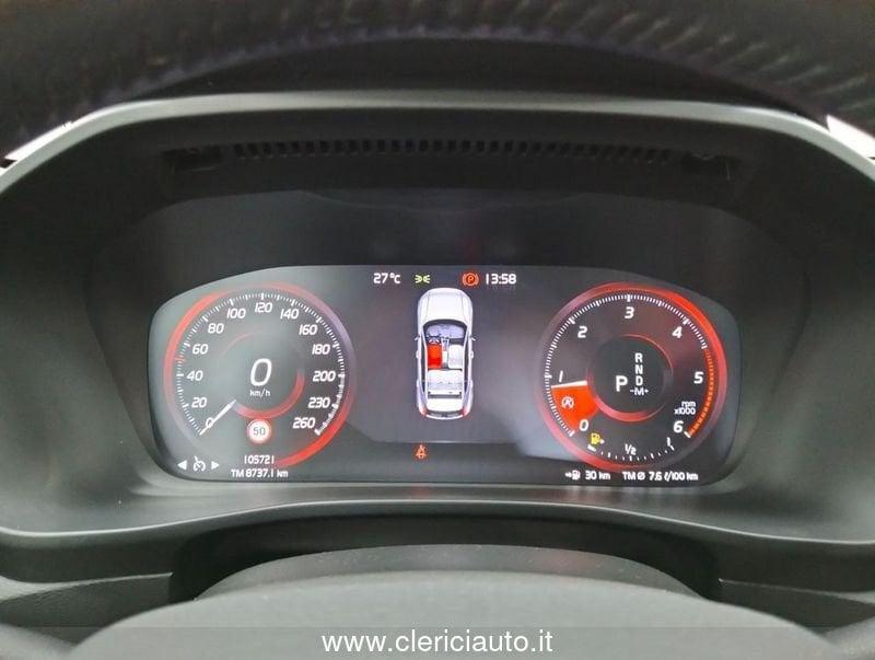 Volvo XC40 D3 AWD Geartronic Momentum